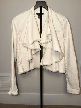 Arden B Women's White and Cream Denim Jacket